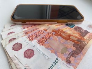 В Новокубанске полицейские задержали с поличным сообщников дистанционных мошенников